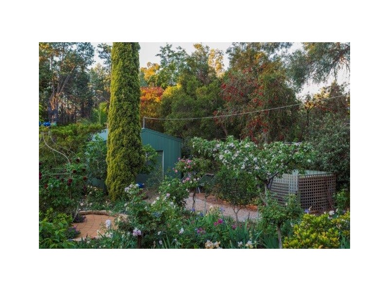 5 Maegraith Place, Lake Wyangan NSW 2680