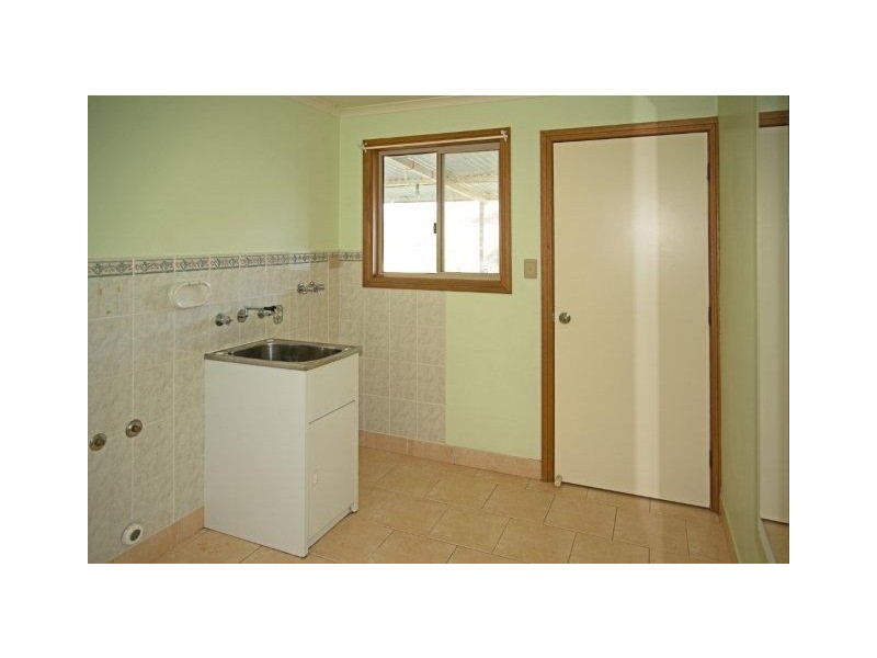 3 Burns Street, Hillston NSW 2675