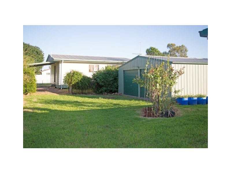 3 Burns Street, Hillston NSW 2675