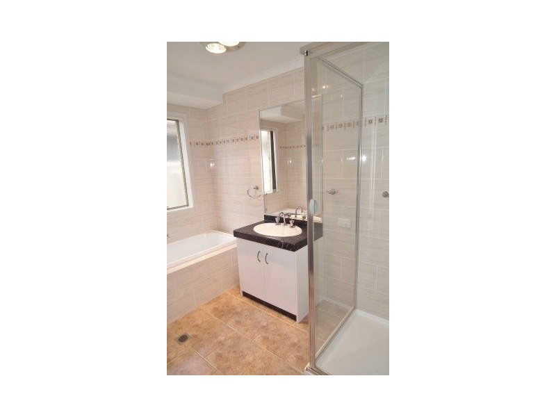 7 Little Road, Griffith NSW 2680