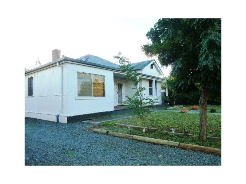 16 Stanbridge Street, Yenda NSW 2681