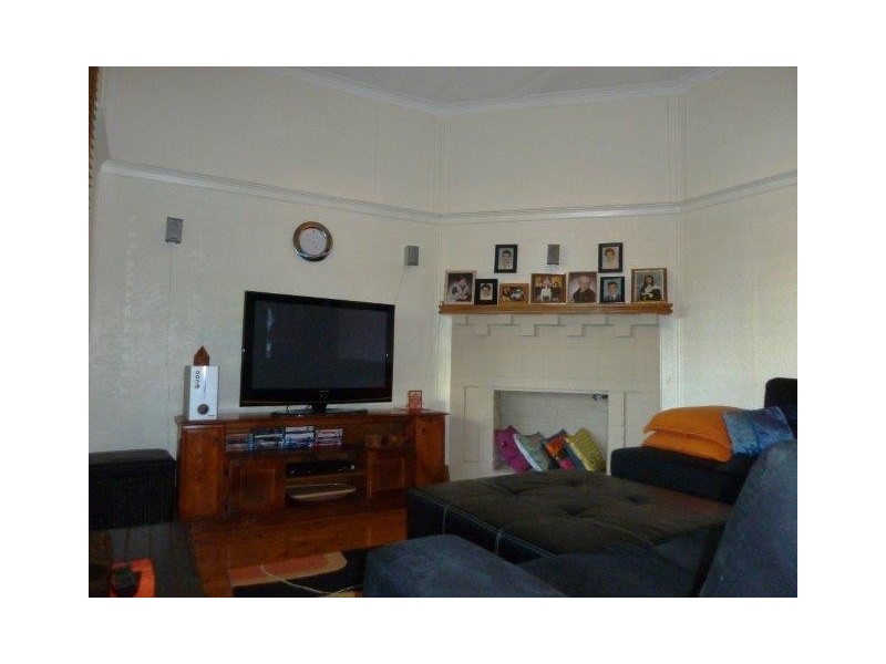 16 Stanbridge Street, Yenda NSW 2681