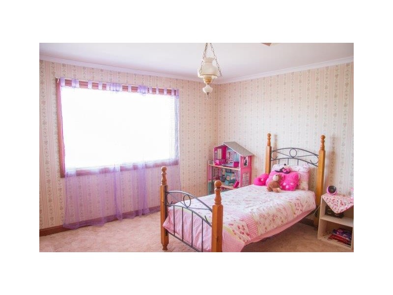 1 Burley Street, Griffith NSW 2680