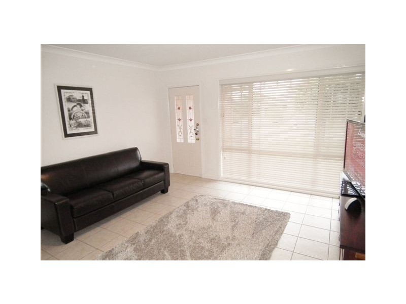 10A and 10B Powys Place, Griffith NSW 2680