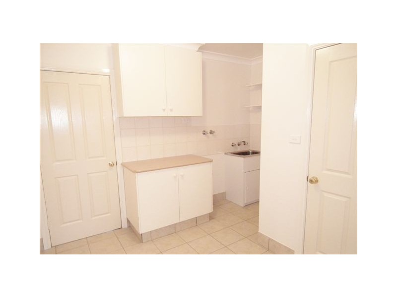 10A and 10B Powys Place, Griffith NSW 2680