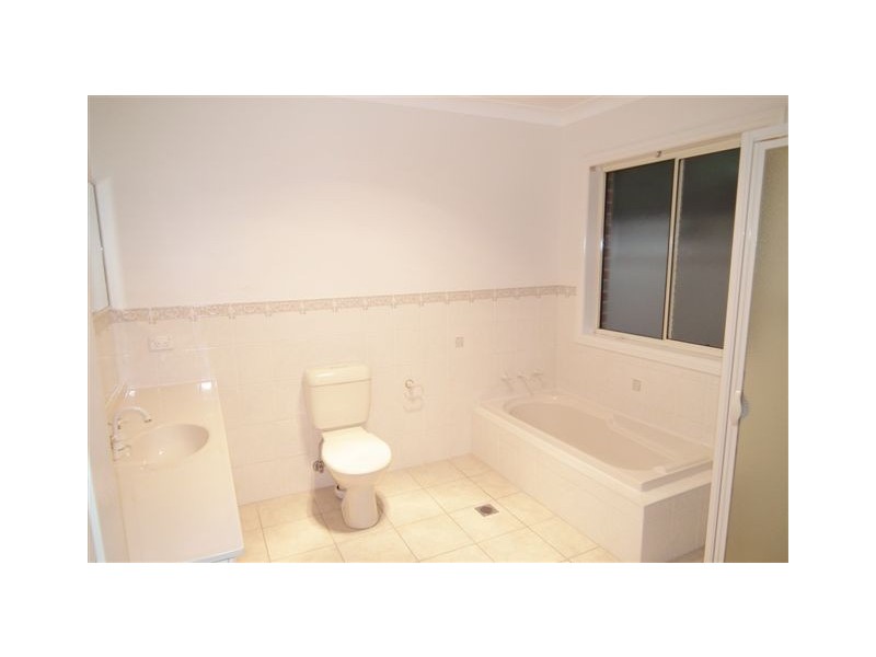 10A and 10B Powys Place, Griffith NSW 2680