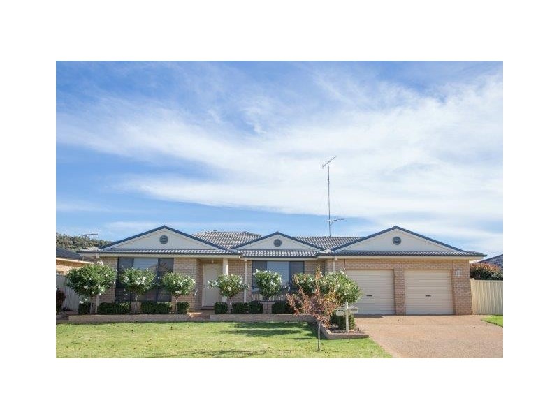 16 Hardwick Street, Griffith NSW 2680