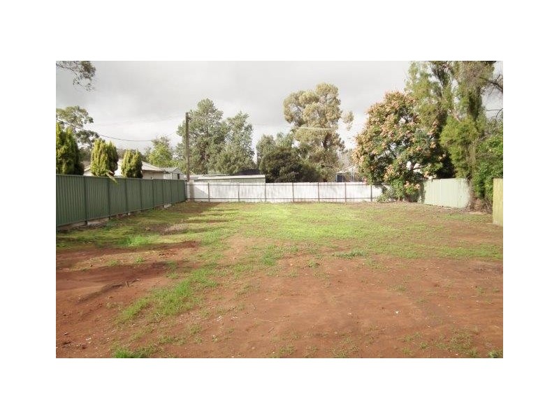 15 Boonah Street, Griffith NSW 2680