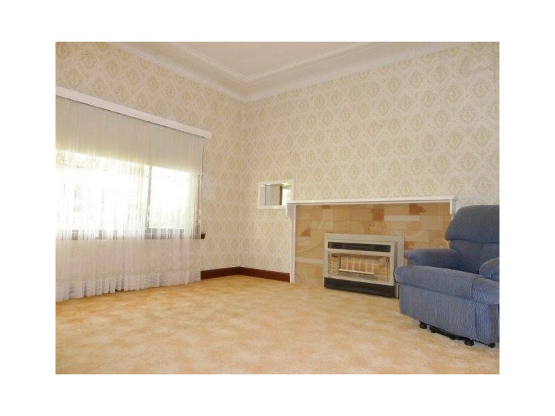 9 Bringagee Street, Griffith NSW 2680