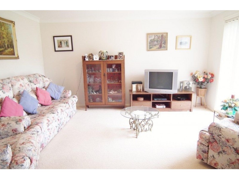 8 Nelson Drive, Griffith NSW 2680