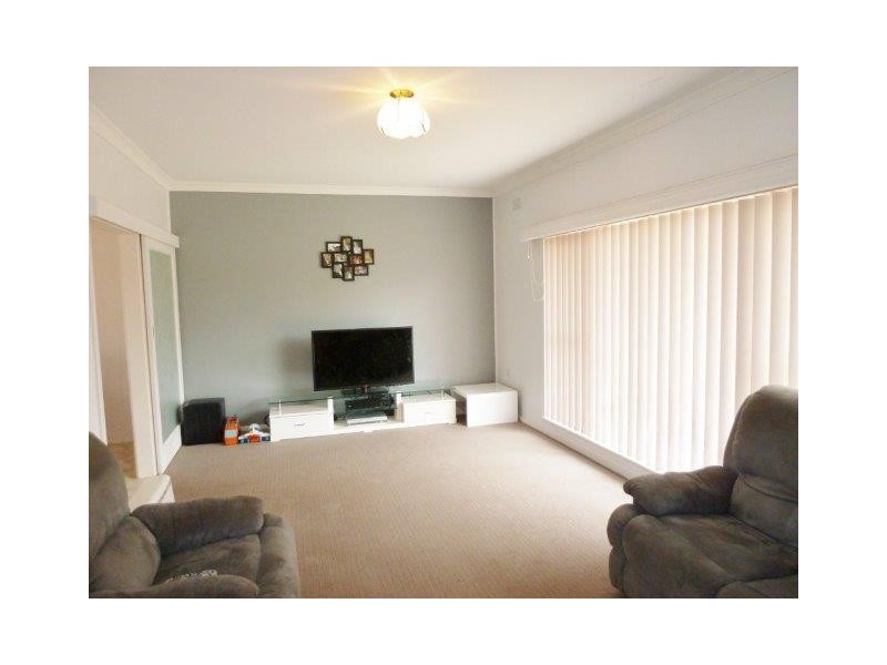 55 Langley Crescent, Griffith NSW 2680