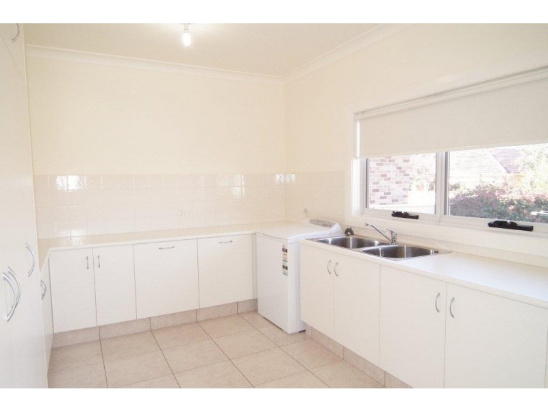 21 Dussin Street, Griffith NSW 2680
