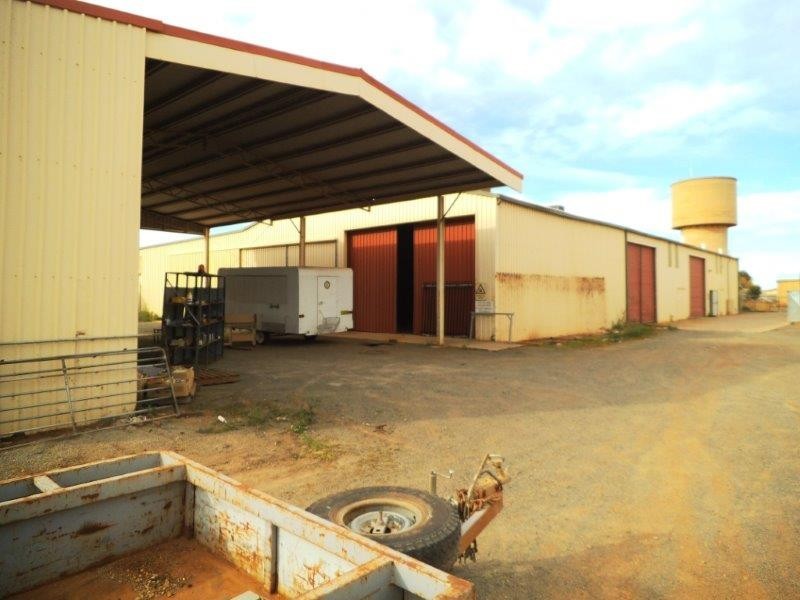 114-116 Canada Street, Lake Cargelligo NSW 2672