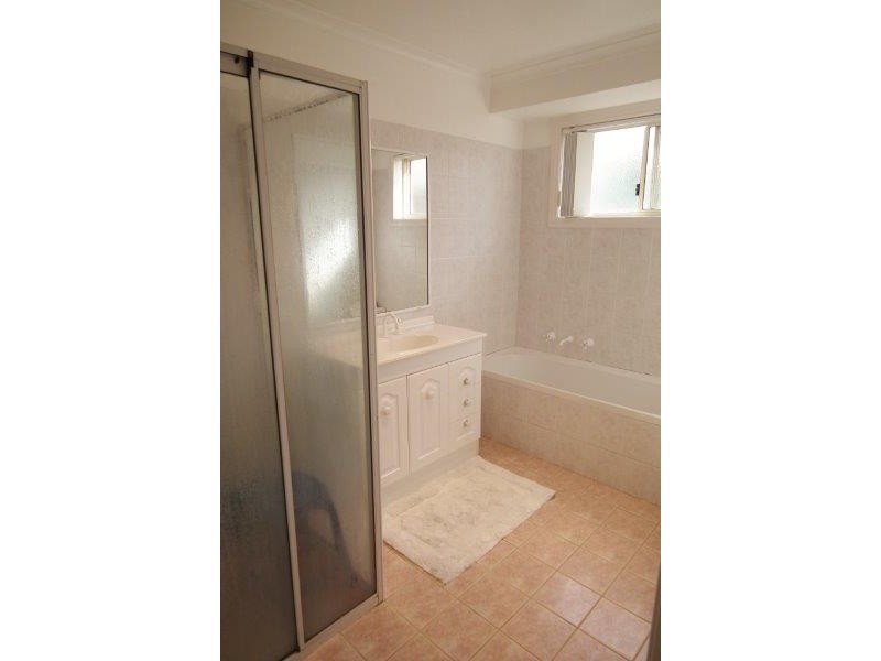 2A Fonte Place, Griffith NSW 2680