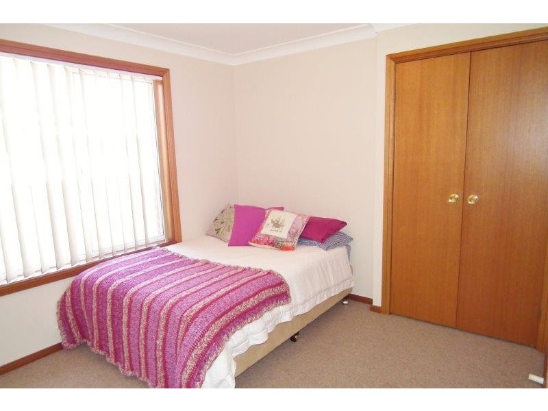 14 Wyvern Crescent, Griffith NSW 2680