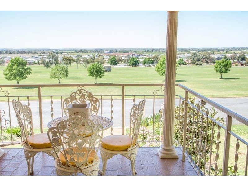 34 Doolan Crescent, Griffith NSW 2680