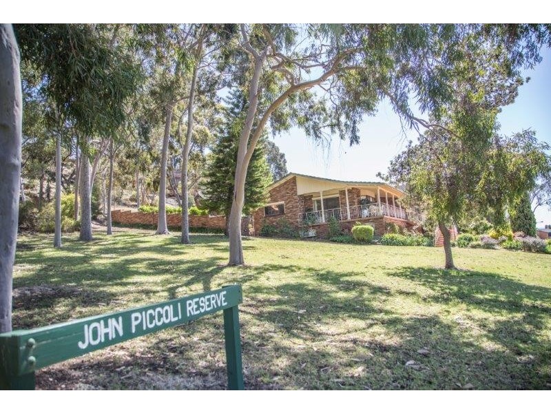 34 Doolan Crescent, Griffith NSW 2680