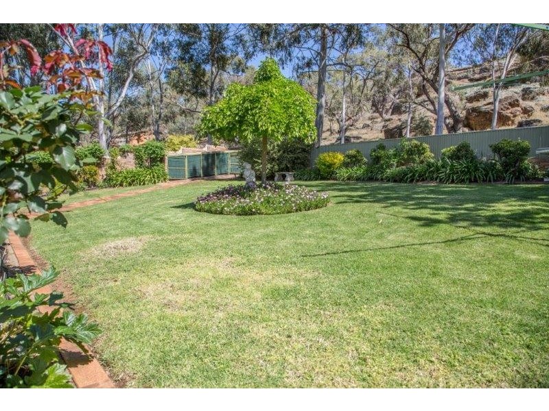 34 Doolan Crescent, Griffith NSW 2680