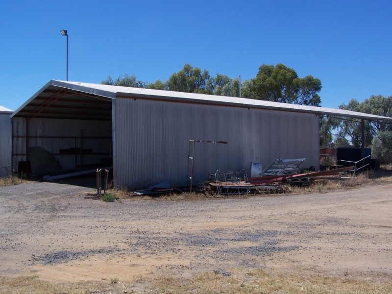 27-29 Bencubbin Ave, Coleambally NSW 2707