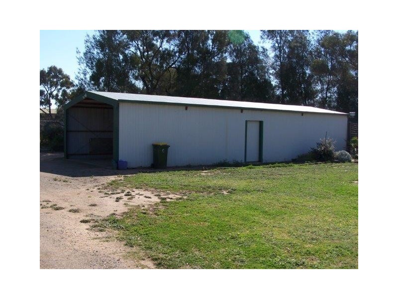 11 Bencubbin Ave, Coleambally NSW 2707