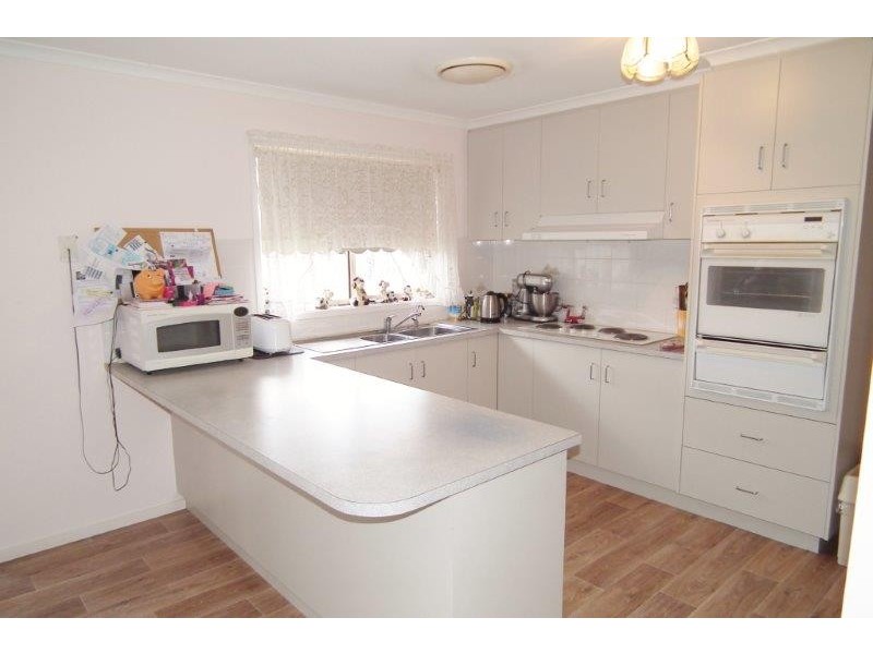 33 Wilga Street, Hanwood NSW 2680