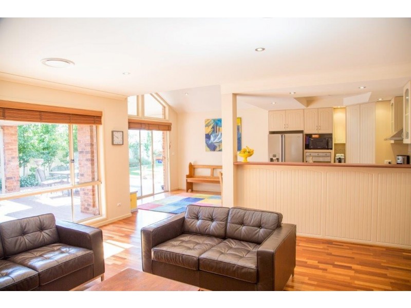 2 Mardon Place, Griffith NSW 2680