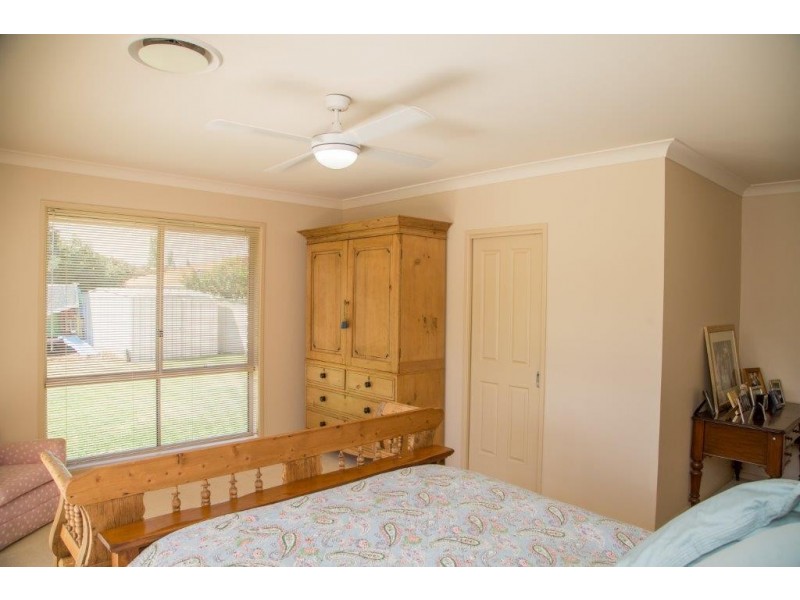 2 Mardon Place, Griffith NSW 2680