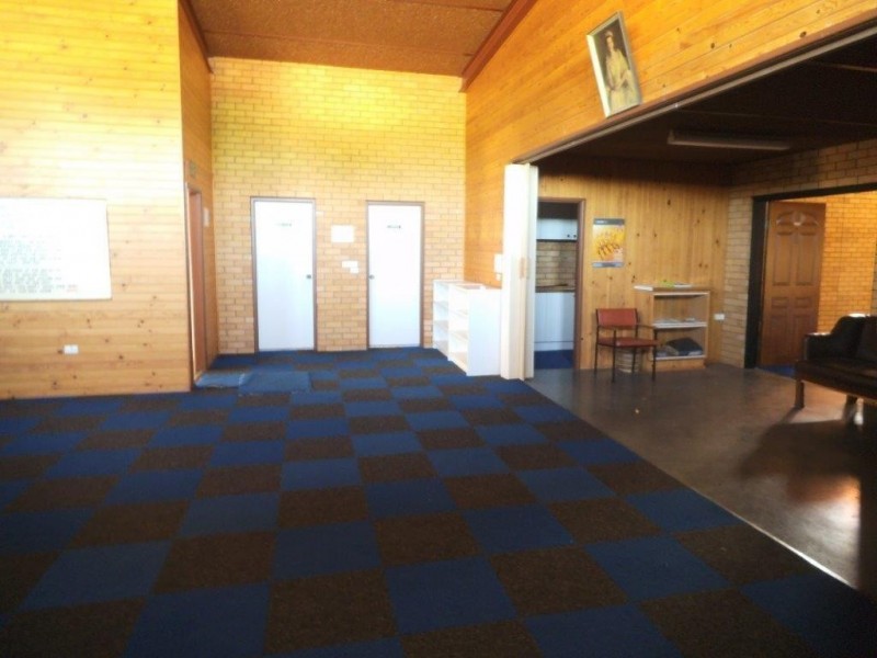 6 and 6A Gratton Street, Hillston NSW 2675