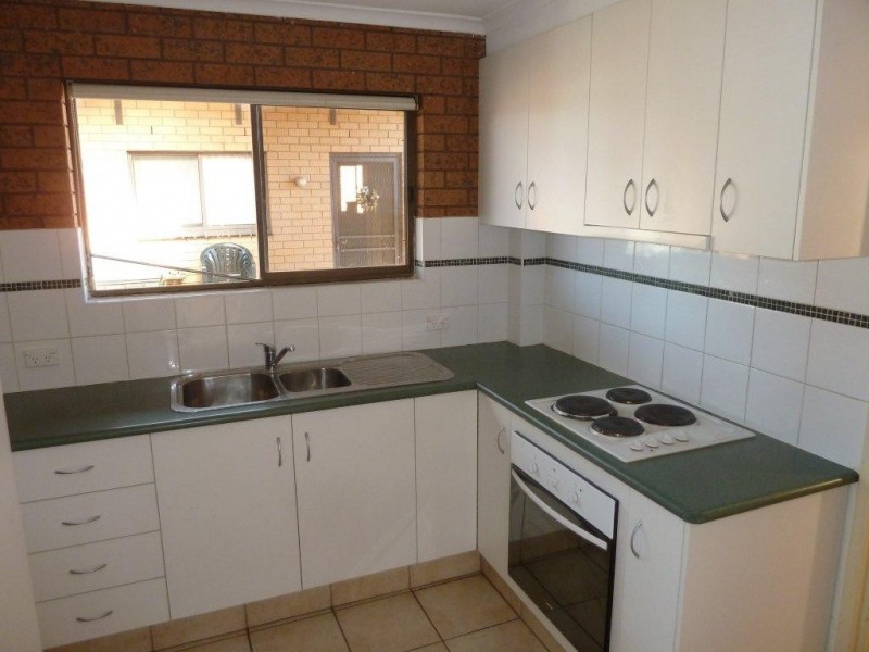 4/438 Banna Lane, Griffith NSW 2680