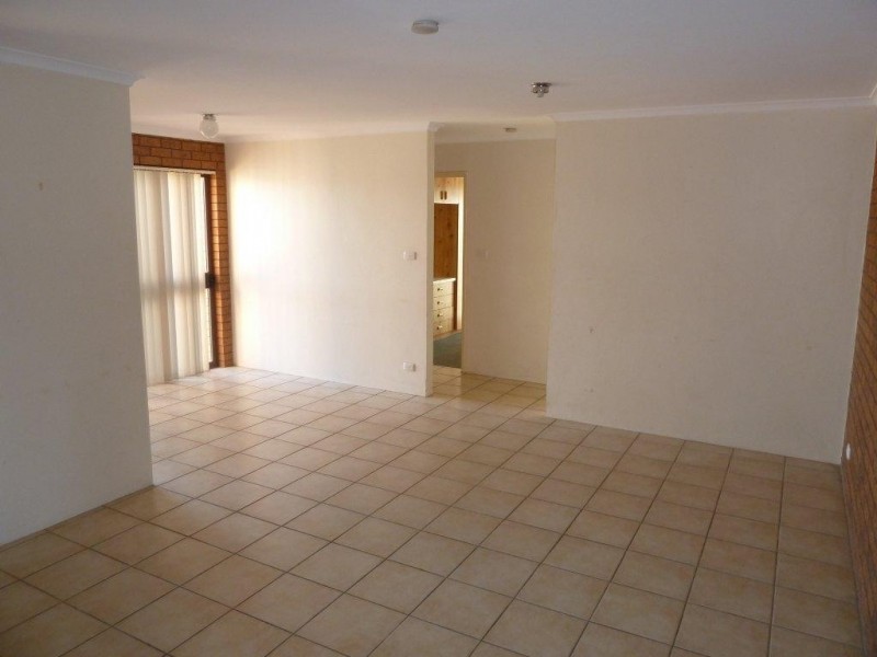 4/438 Banna Lane, Griffith NSW 2680