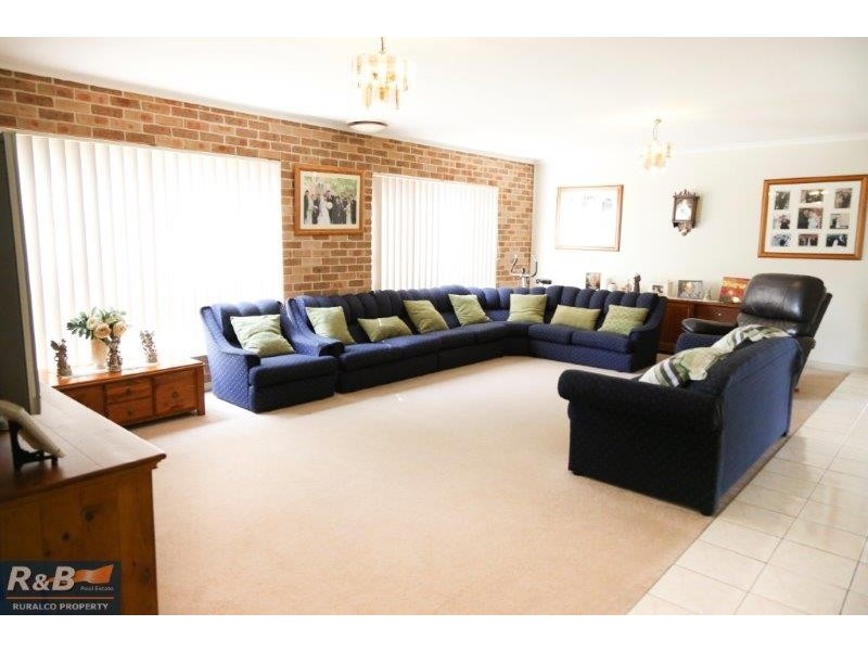 175-177 Clifton Boulevard, Griffith NSW 2680