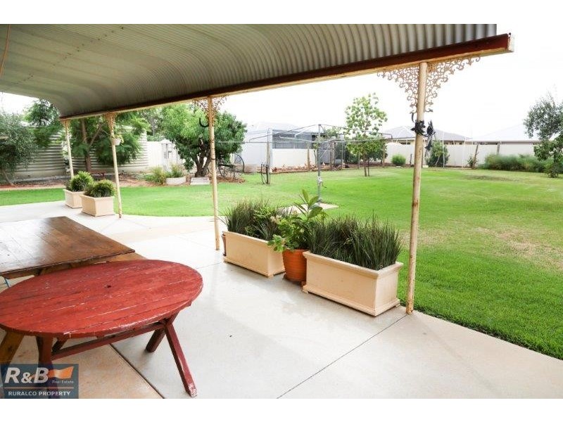 175-177 Clifton Boulevard, Griffith NSW 2680