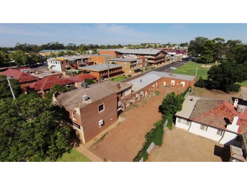 30-32 Ulong Street, Griffith NSW 2680