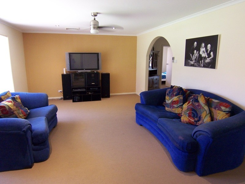 75 Blumer Avenue, Griffith NSW 2680
