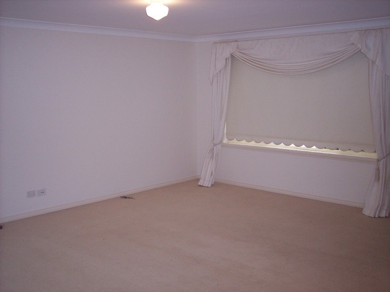 21 Northgrove Drive, Griffith NSW 2680