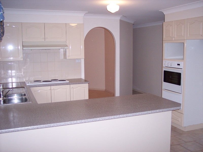 21 Northgrove Drive, Griffith NSW 2680