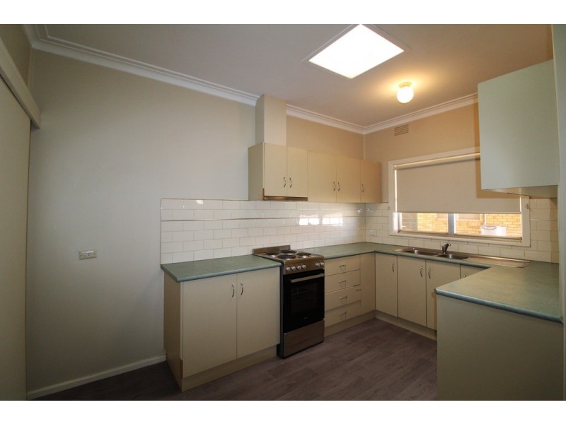 2/20 WILLANDRA AVENUE, Griffith NSW 2680