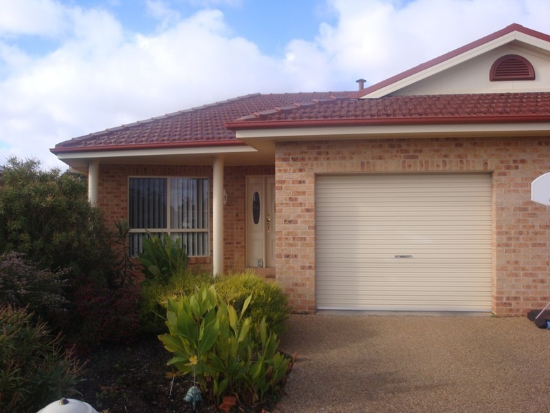 16A Robrick Close, Griffith NSW 2680