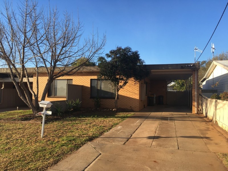 4/57 MERRIGAL STREET, Griffith NSW 2680
