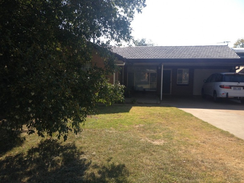 15 BLUMER AVENUE, Griffith NSW 2680