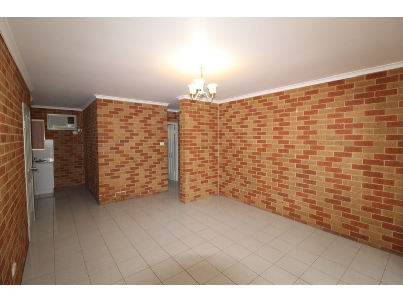 1/41 Coolah Street, Griffith NSW 2680