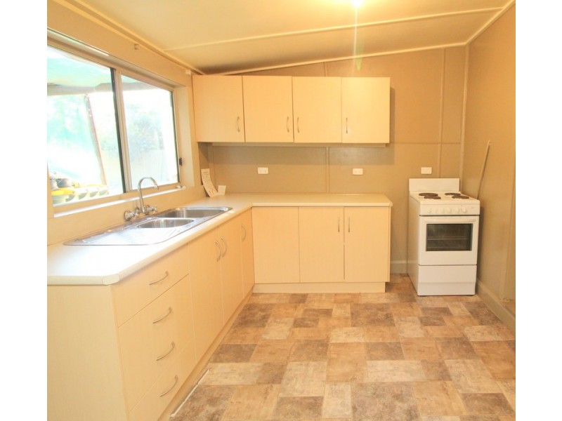 12 Stanbridge Street, Yenda NSW 2681