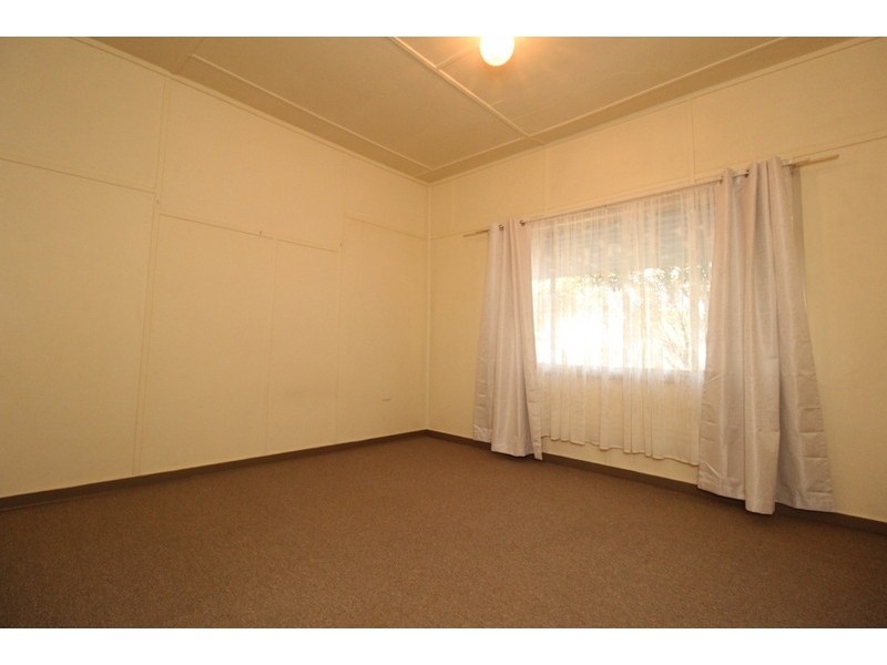 12 Stanbridge Street, Yenda NSW 2681