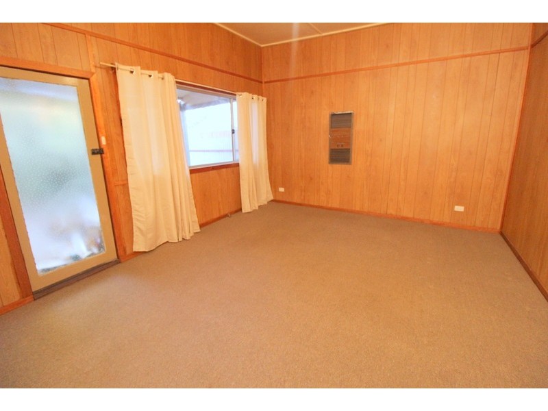 12 Stanbridge Street, Yenda NSW 2681