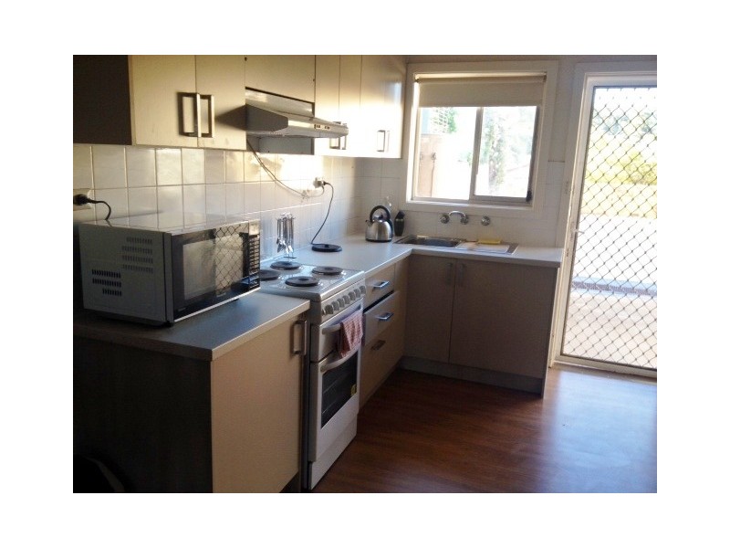 1/16 Probert Avenue, Griffith NSW 2680