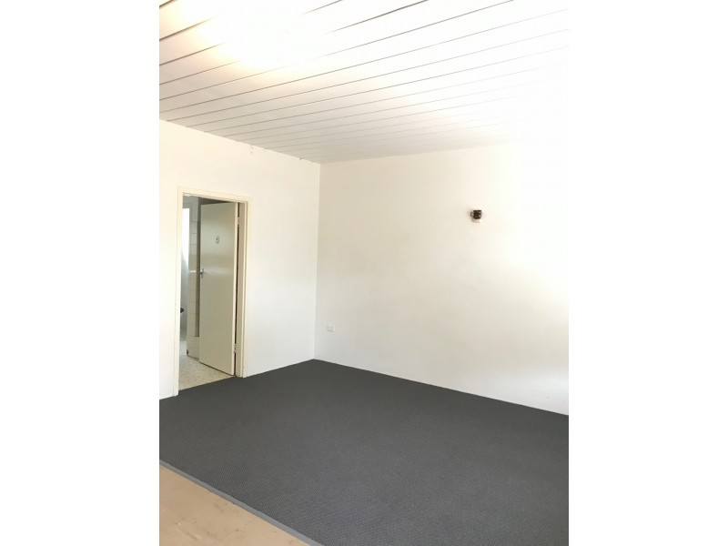 2/50 Binya Street, Griffith NSW 2680