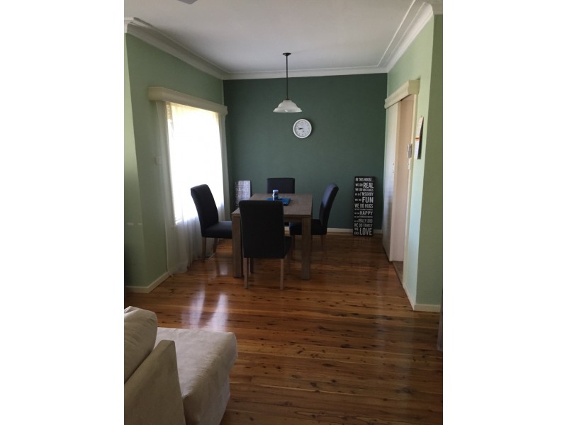 10 TURNER STREET, Griffith NSW 2680