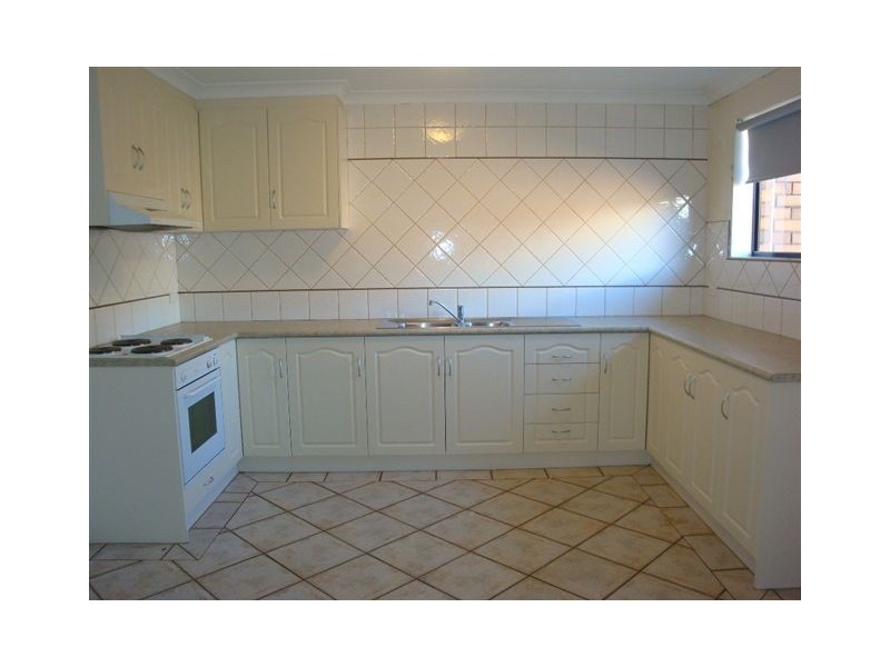 1/20 OLYMPIC STREET, Griffith NSW 2680