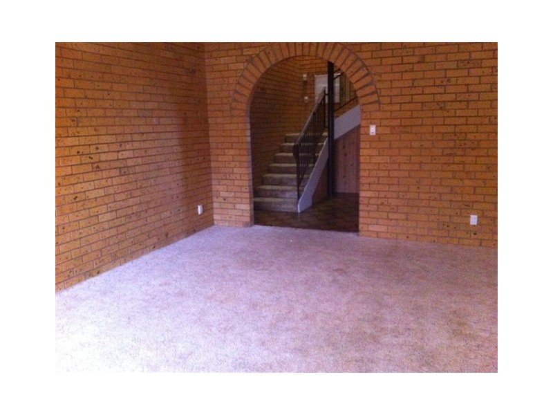 4/230 WAKADEN STREET, Griffith NSW 2680