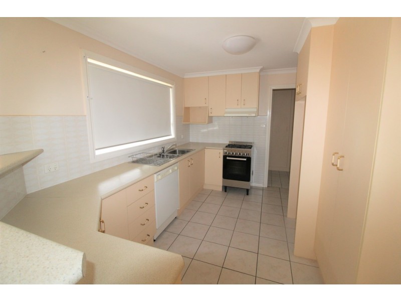 4/7 Meakin Street, Griffith NSW 2680